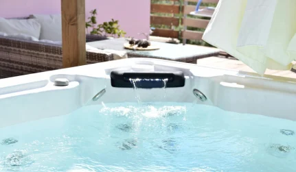 Hot Tub & Spa Wirin